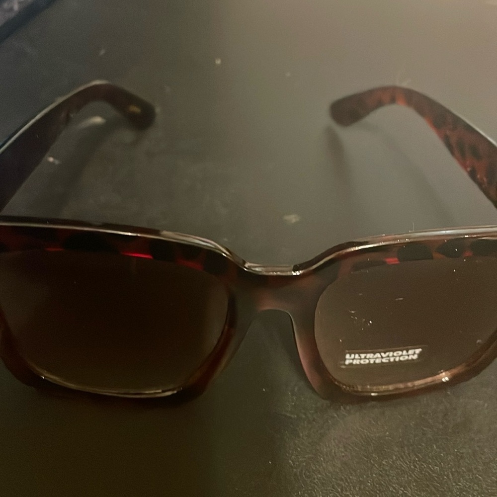 NIB sunglasses